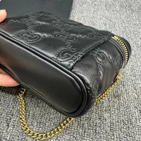 100% Authentic Gucci GG Leather Top Handle Bag 669-110524 - Picture 12 of 16